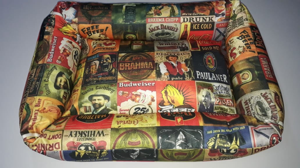 Trabalhamos com bagagens novas, usadas e recondicionadas, fabricação de acessórios para Pets e carteiras em couro e couro sintético.